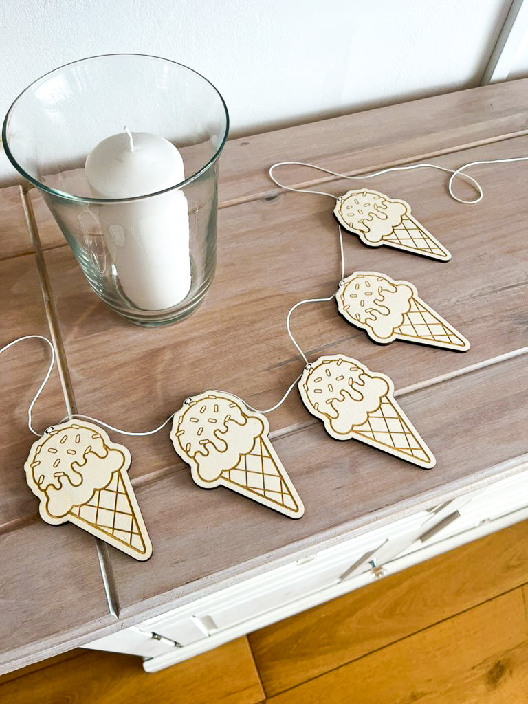 *CLEARANCE* Ice Cream Cone Garland