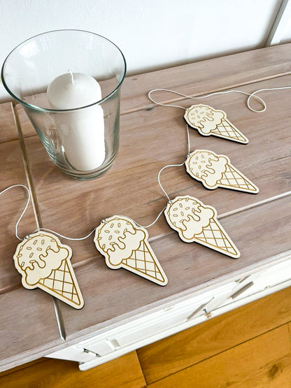 *CLEARANCE* Ice Cream Cone Garland