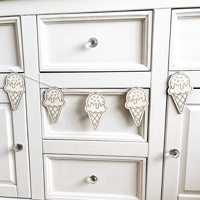 *CLEARANCE* Ice Cream Cone Garland