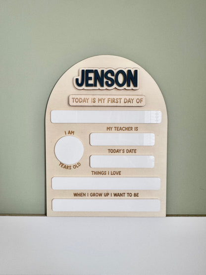 Interchangeable Name First Day/Last Day School Photo Board