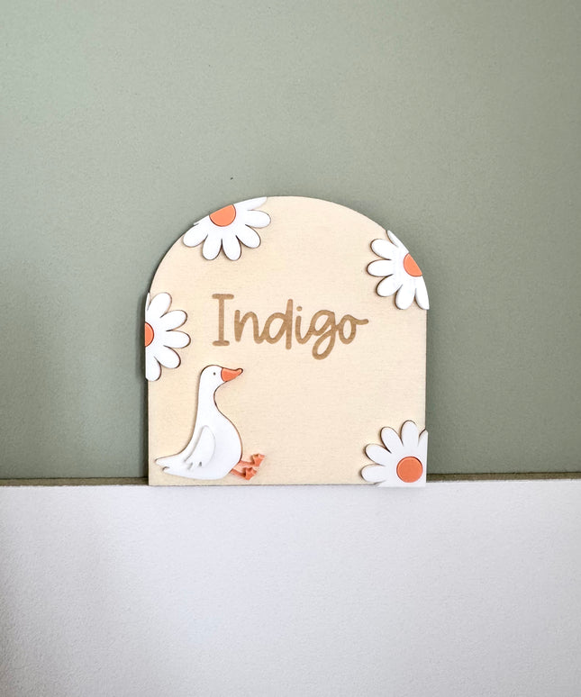 Little Goose Shelf Sitter