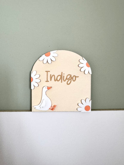 Little Goose Shelf Sitter