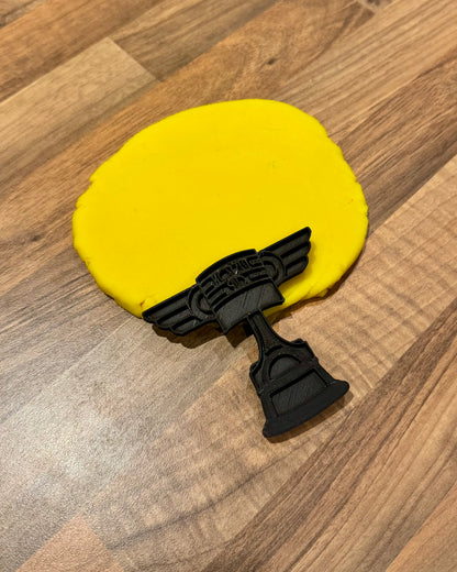 Piston Cup Play & Bake Cutter