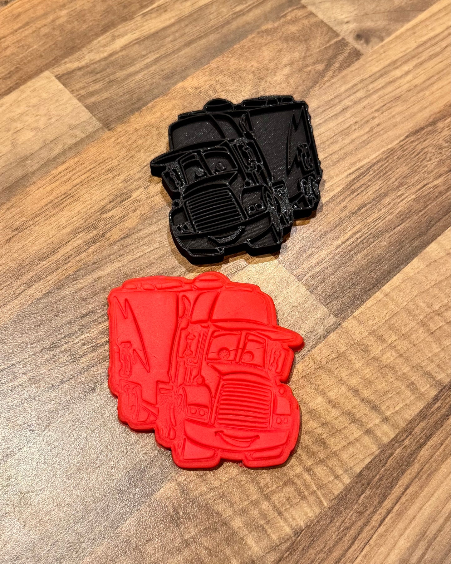 Mack Play & Bake Cutter