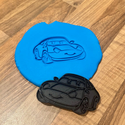 Sally Play & Bake Cutter