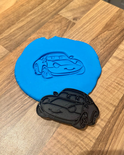 Sally Play & Bake Cutter