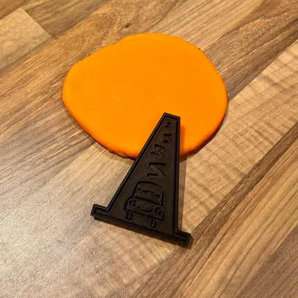 Cosy Cone Play & Bake Cutter