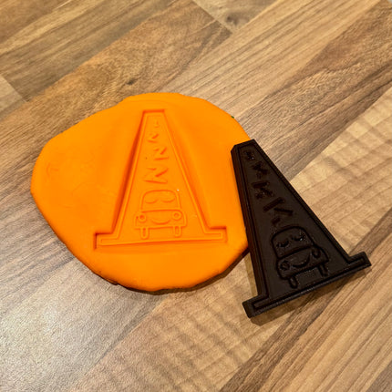 Cosy Cone Play & Bake Cutter